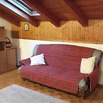 Apartment Mansarda Le Chateau
