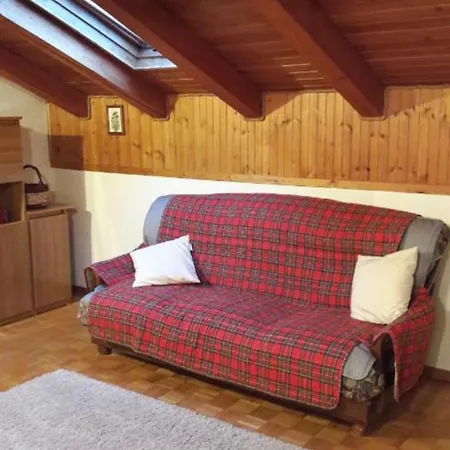 Apartment Mansarda Le Chateau